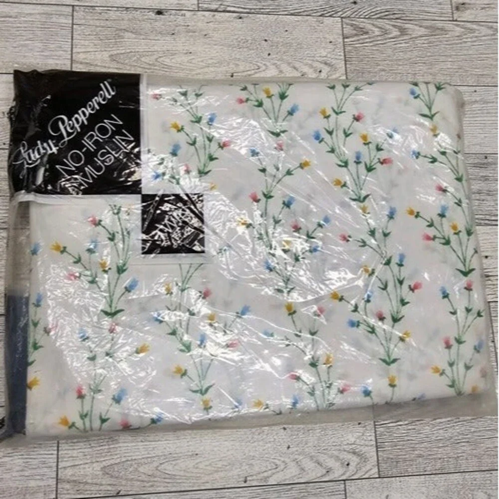 Lady Pepperell No-Iron Muslin White/Floral Twin Fitted Sheet NOS